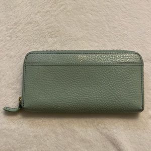 Fossil wallet